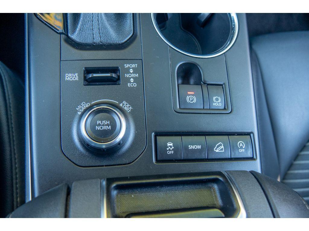 used 2022 Toyota Highlander car, priced at $33,995