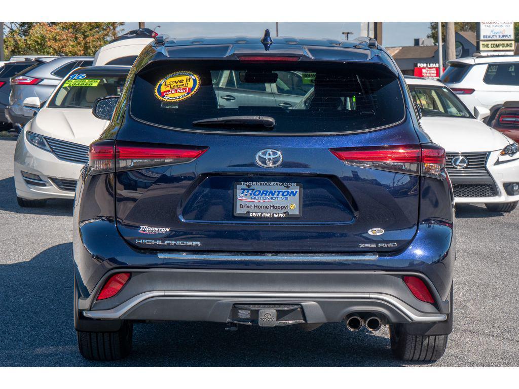 used 2022 Toyota Highlander car, priced at $33,995