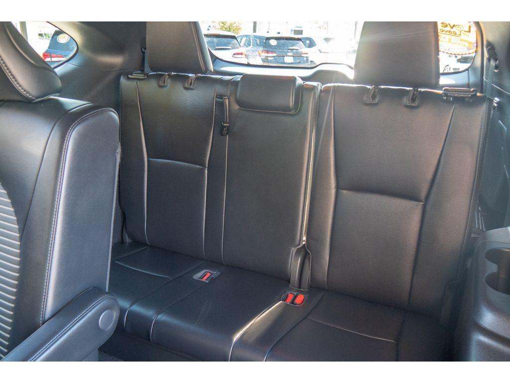 used 2022 Toyota Highlander car, priced at $33,995