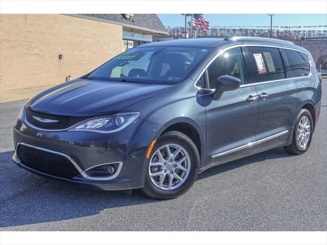 used 2020 Chrysler Pacifica car, priced at $18,995