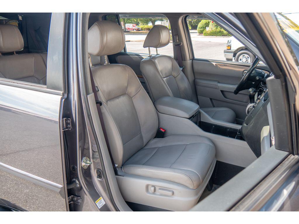 used 2014 Honda Pilot car, priced at $16,995