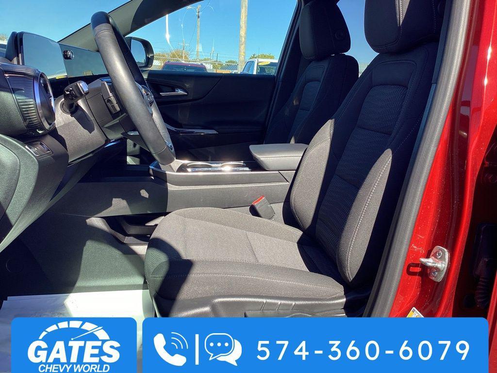 used 2025 Chevrolet Equinox car, priced at $29,178