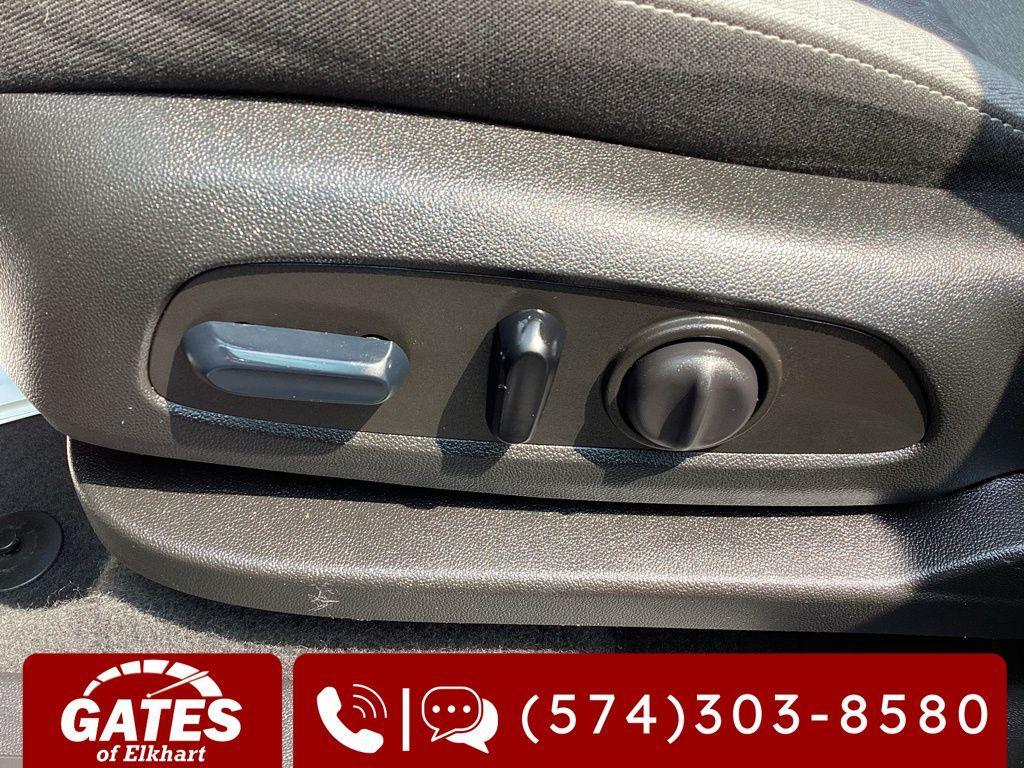 used 2023 Chevrolet Equinox car, priced at $22,265