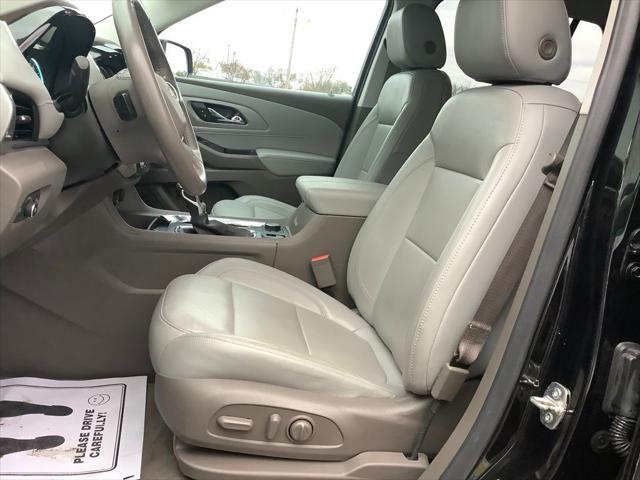 used 2021 Chevrolet Traverse car, priced at $31,697