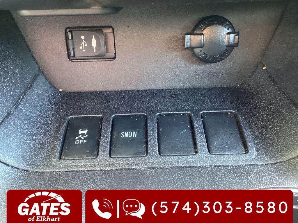 used 2016 Toyota Highlander car, priced at $11,783