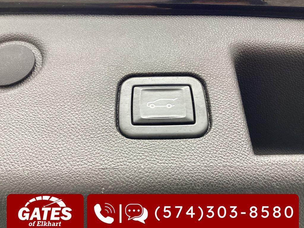 used 2022 Chevrolet Equinox car, priced at $19,846