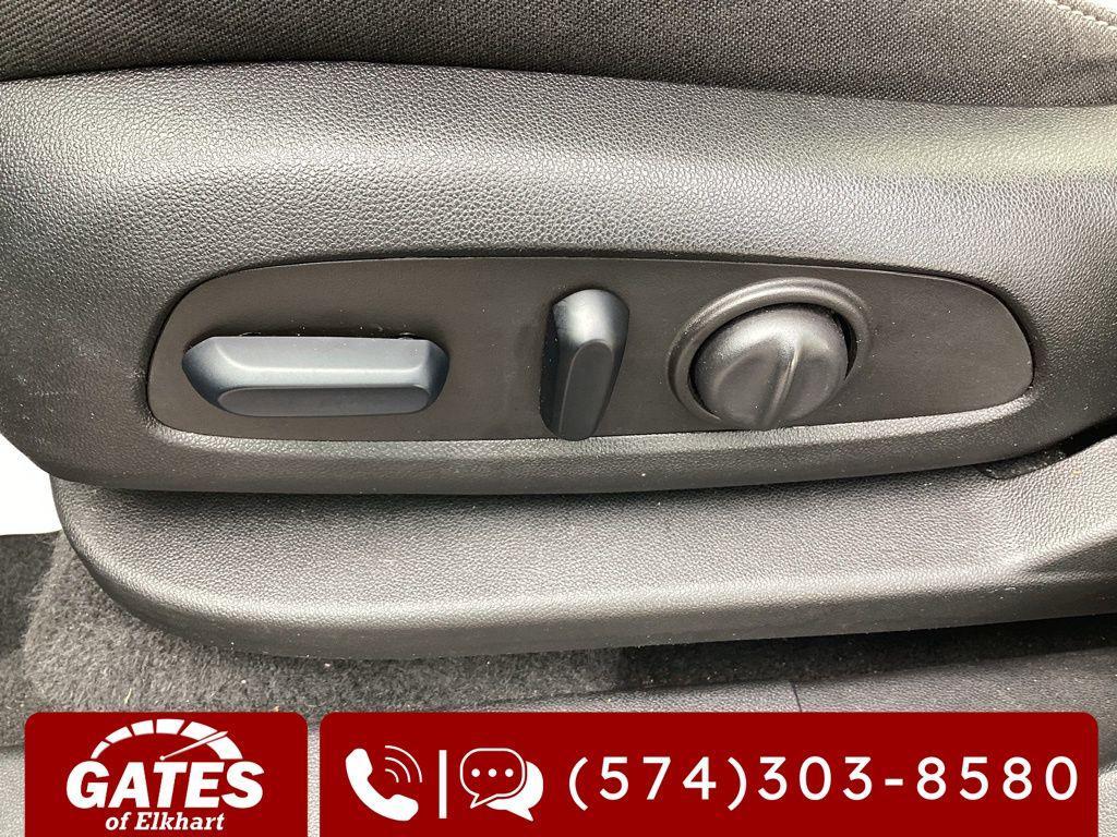 used 2023 Chevrolet Equinox car, priced at $18,627