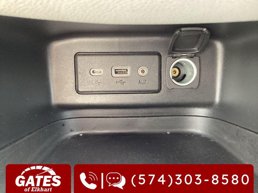 used 2023 Chevrolet Equinox car, priced at $18,627