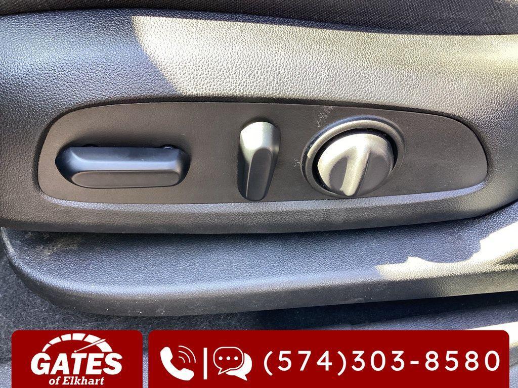 used 2022 Chevrolet Equinox car, priced at $18,067