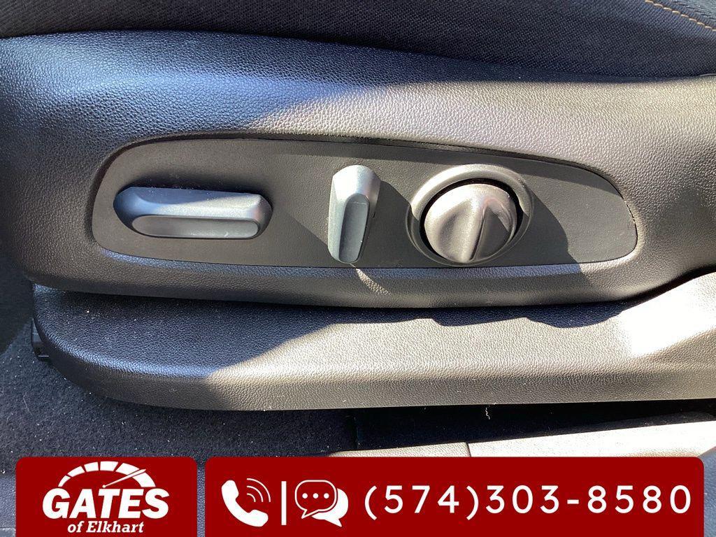 used 2022 Chevrolet Equinox car, priced at $22,530