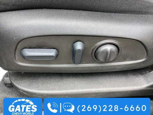 used 2022 Chevrolet Equinox car, priced at $23,425
