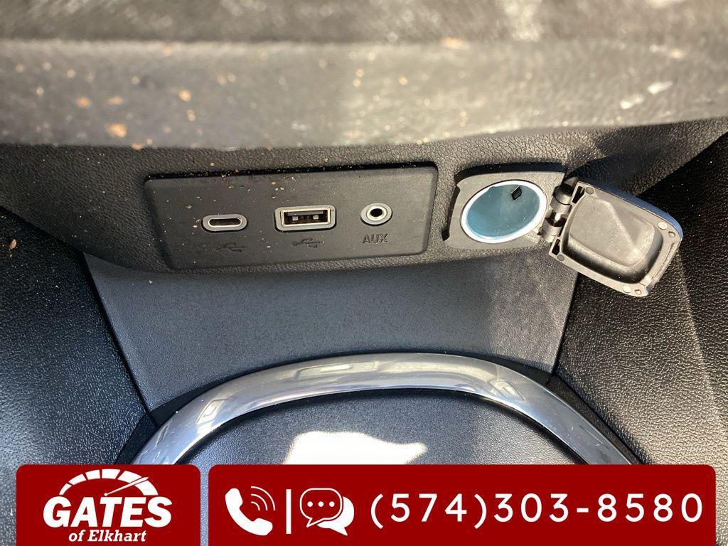 used 2022 Chevrolet Malibu car, priced at $20,894