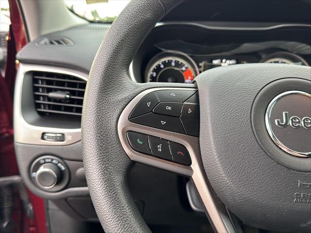 used 2021 Jeep Cherokee car, priced at $18,999