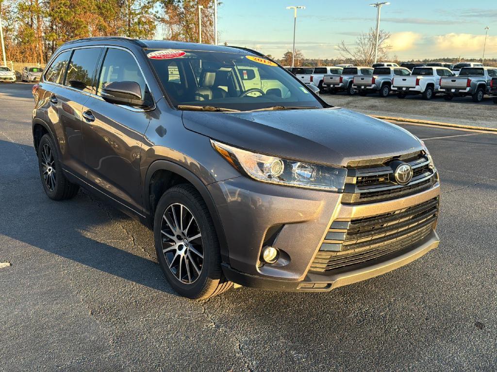 used 2018 Toyota Highlander car, priced at $23,900