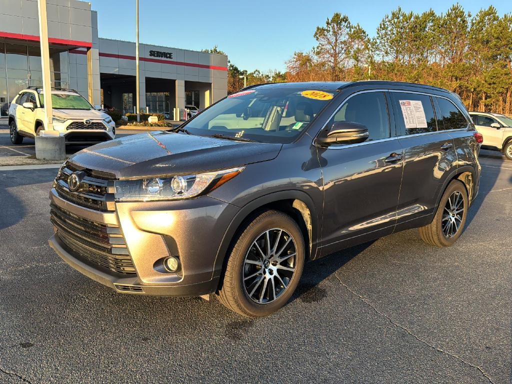 used 2018 Toyota Highlander car, priced at $23,900