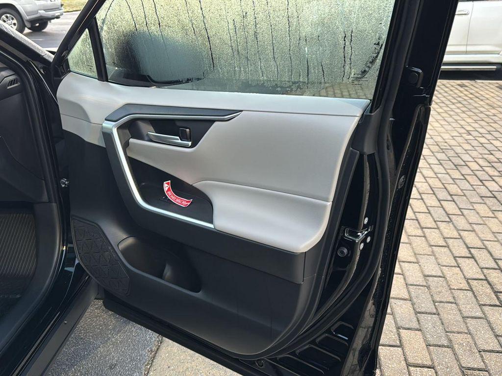 new 2025 Toyota RAV4 car, priced at $39,470