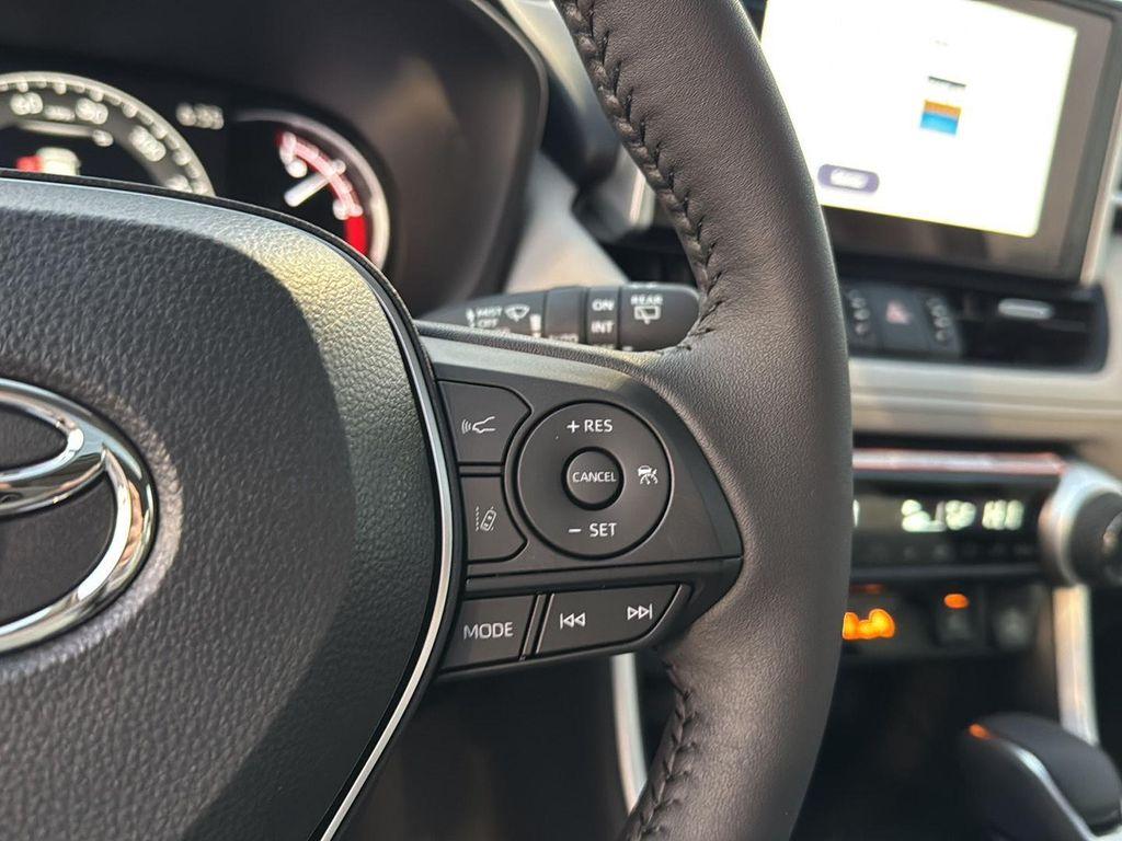 new 2025 Toyota RAV4 car, priced at $39,470