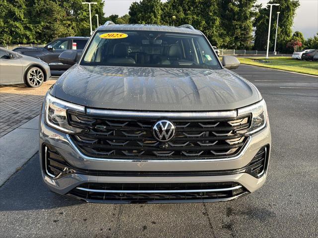 used 2025 Volkswagen Atlas car, priced at $48,499