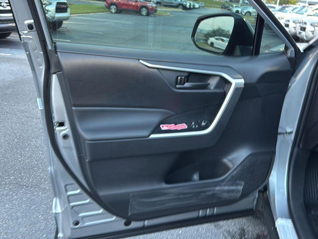 new 2025 Toyota RAV4 car, priced at $31,427