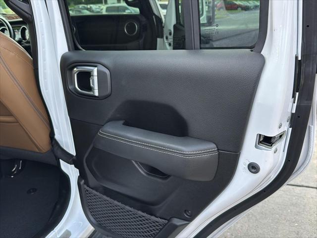 used 2022 Jeep Wrangler Unlimited car, priced at $36,400