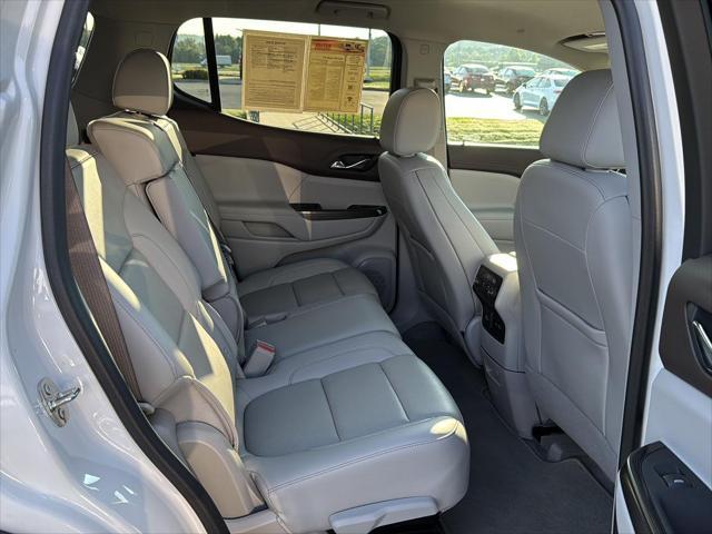 used 2023 GMC Acadia car, priced at $34,900
