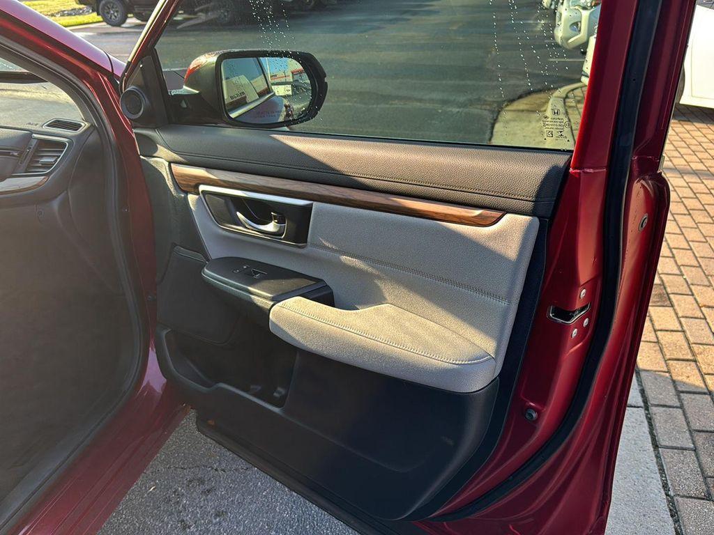 used 2022 Honda CR-V car, priced at $26,999