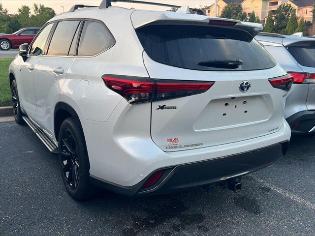 used 2023 Toyota Highlander Hybrid car, priced at $45,999