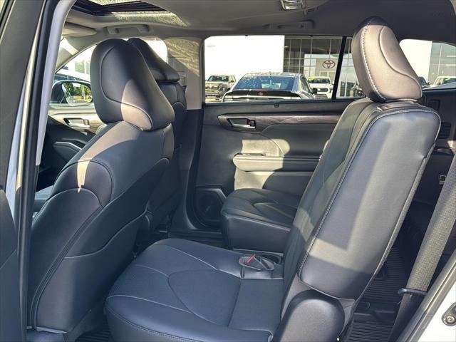 used 2023 Toyota Highlander car, priced at $43,900