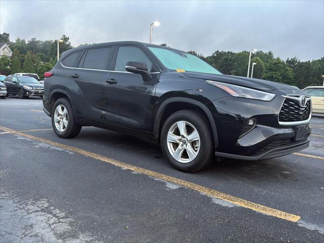 used 2023 Toyota Highlander car, priced at $35,999