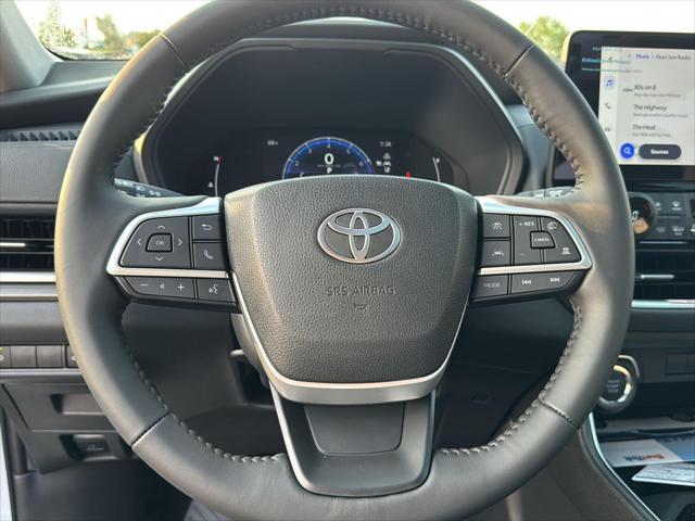 new 2025 Toyota Grand Highlander car, priced at $50,012