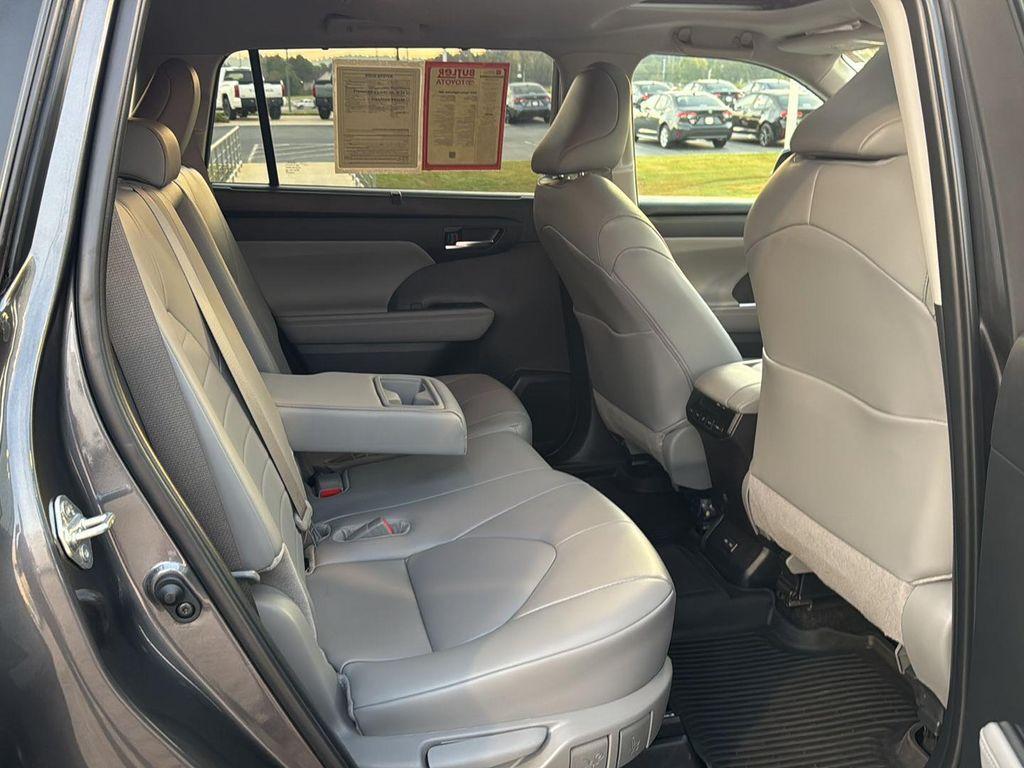 used 2024 Toyota Highlander car, priced at $46,599