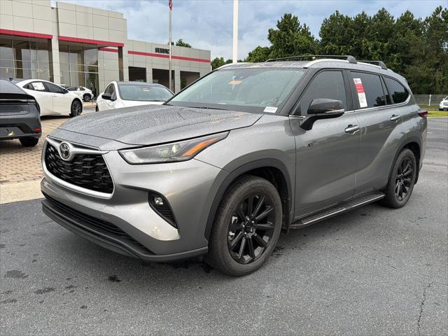 new 2025 Toyota Highlander car, priced at $48,814