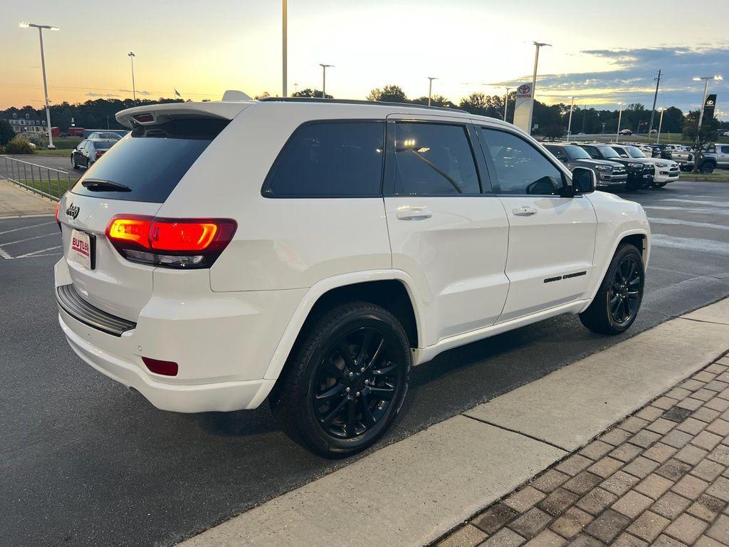 used 2021 Jeep Grand Cherokee car, priced at $20,999