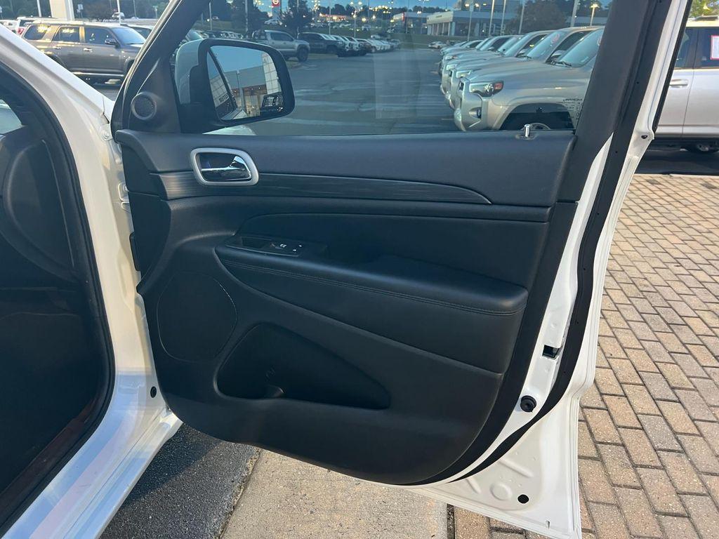 used 2021 Jeep Grand Cherokee car, priced at $20,999