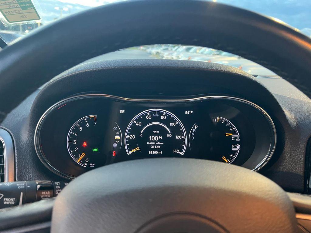 used 2021 Jeep Grand Cherokee car, priced at $20,999