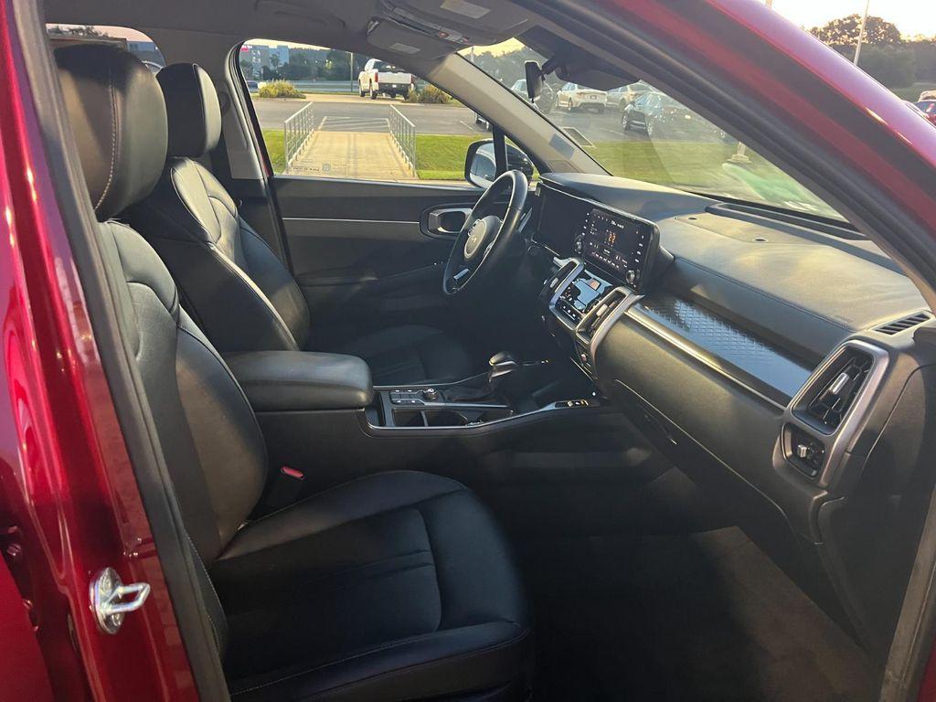 used 2022 Kia Sorento car, priced at $26,799