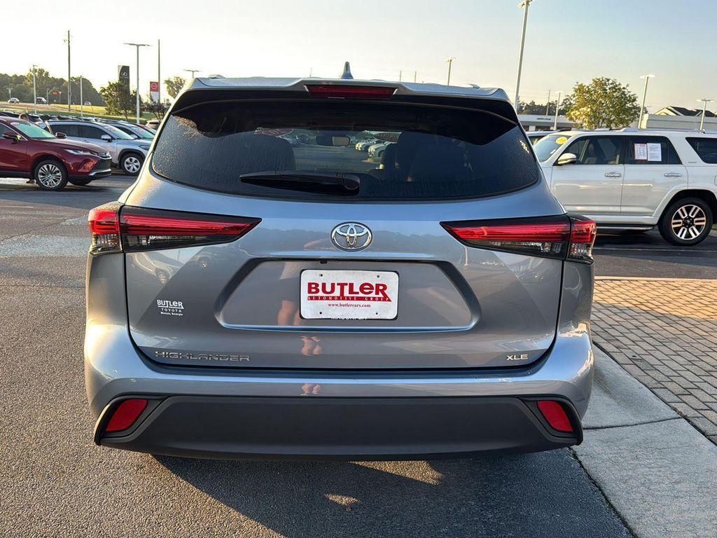 used 2023 Toyota Highlander car, priced at $40,899