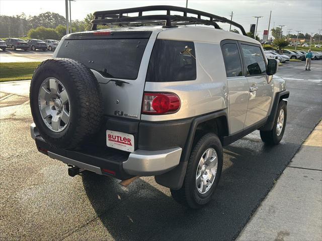 used 2007 Toyota FJ Cruiser car, priced at $14,900