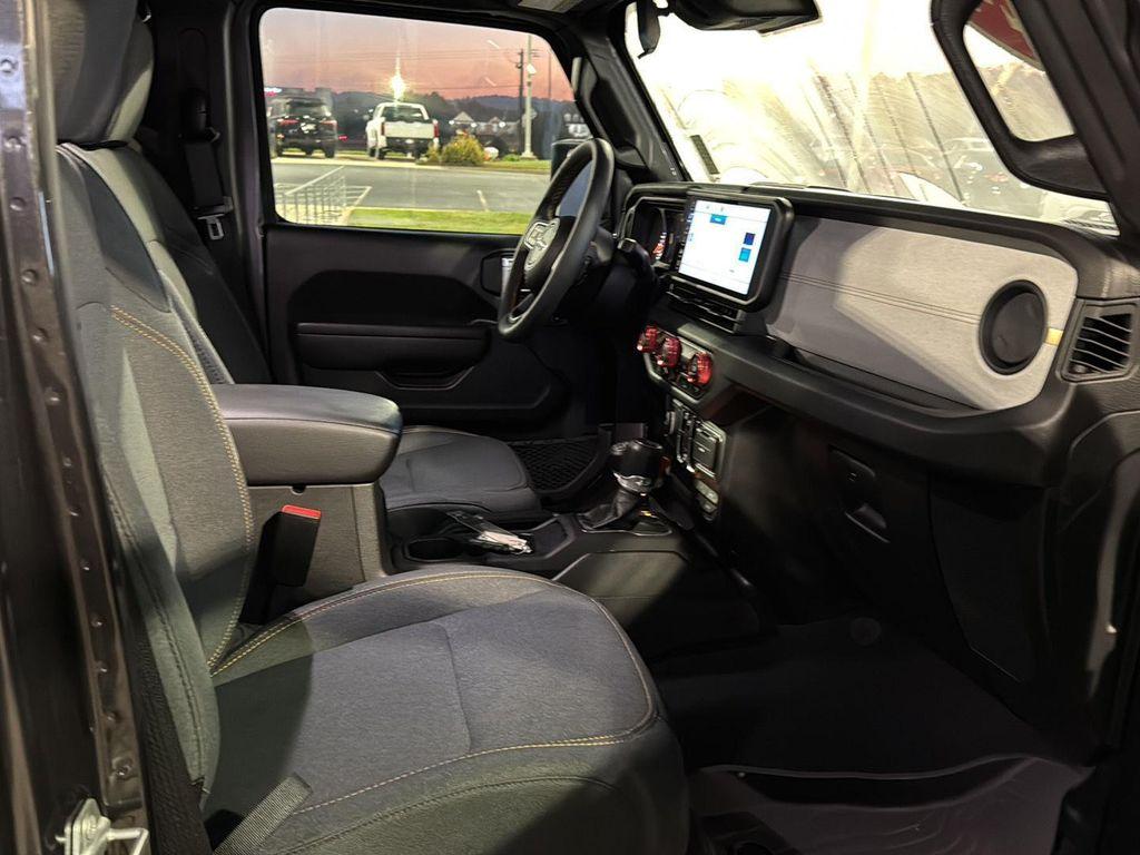 used 2024 Jeep Gladiator car, priced at $39,999