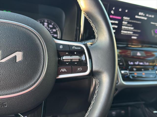 used 2022 Kia Sorento car, priced at $27,499