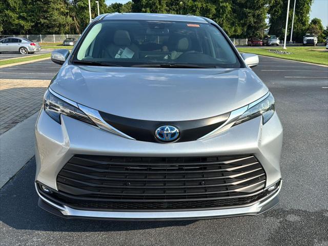 new 2025 Toyota Sienna car, priced at $49,226