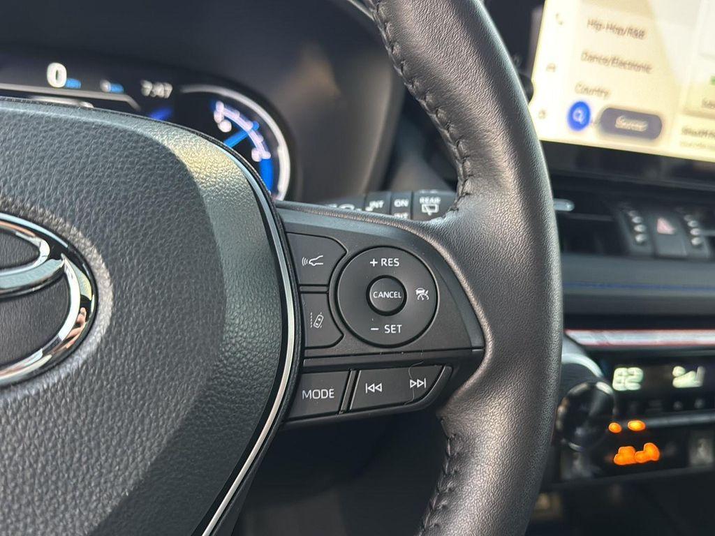 used 2025 Toyota RAV4 Hybrid car, priced at $39,900