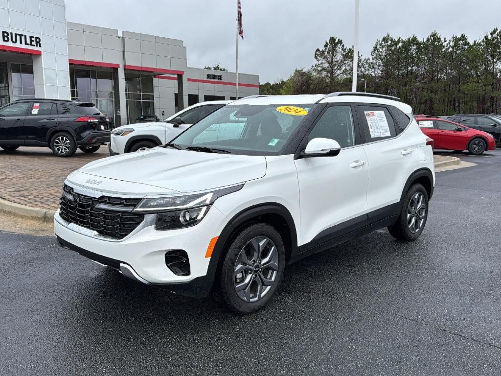 used 2024 Kia Seltos car, priced at $23,900