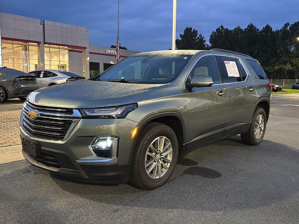 used 2023 Chevrolet Traverse car, priced at $27,800