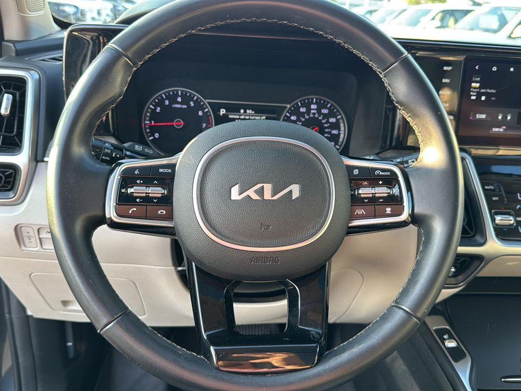 used 2022 Kia Sorento car, priced at $25,999