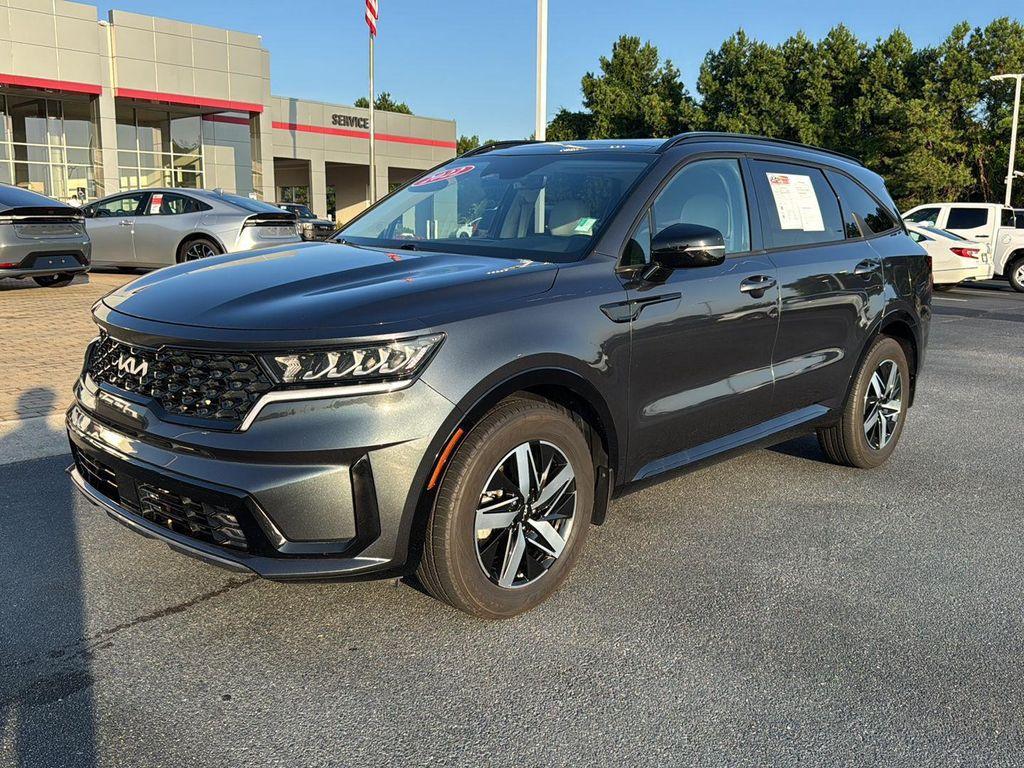 used 2022 Kia Sorento car, priced at $25,999