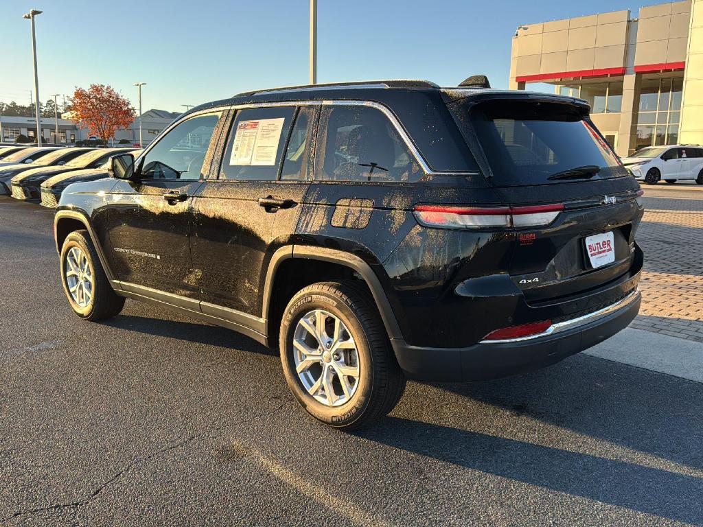 used 2023 Jeep Grand Cherokee car, priced at $29,999