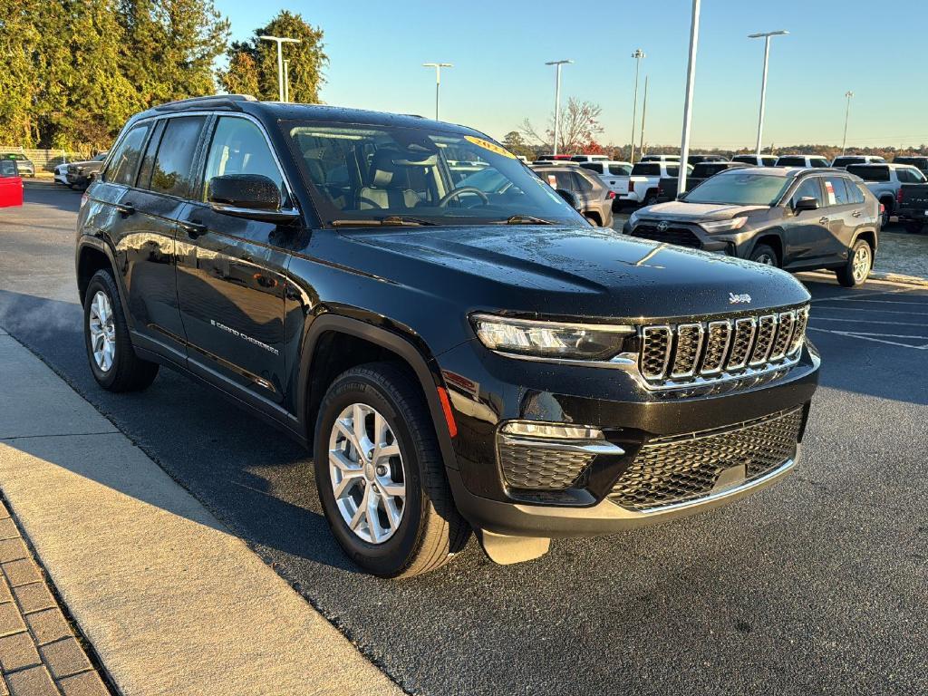 used 2023 Jeep Grand Cherokee car, priced at $29,999