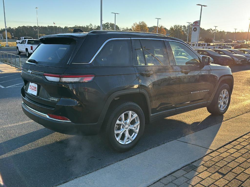 used 2023 Jeep Grand Cherokee car, priced at $29,999