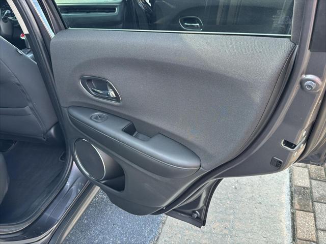used 2022 Honda HR-V car, priced at $22,999